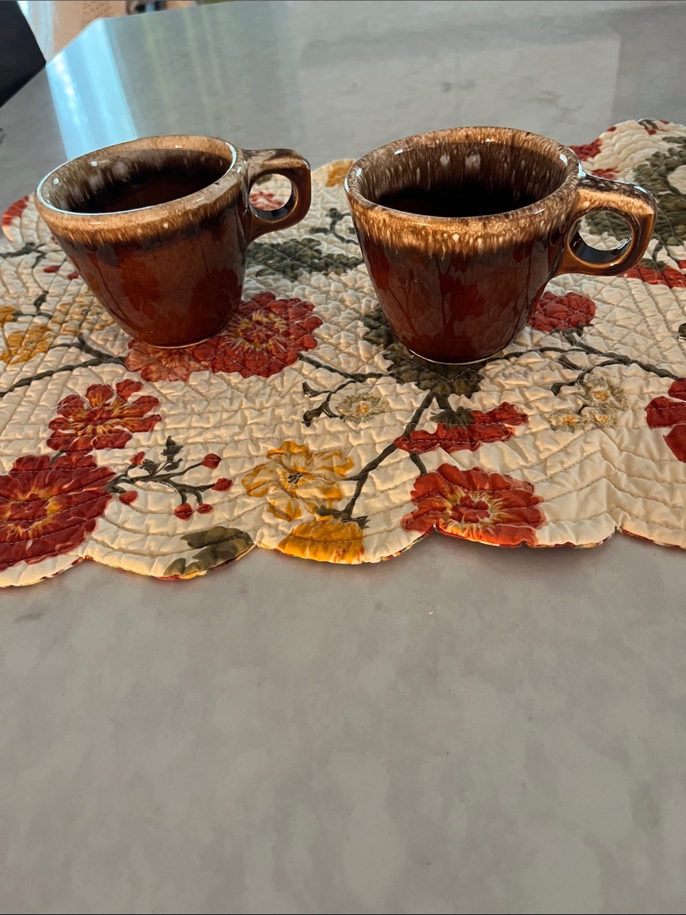 Set 2 Vintage Hull Oven Proof Brown Drip Glaze Pottery Coffee Tea Mugs